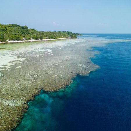 Reconnect - Private Island Resort & Dive Center Togean - Buka Buka Island Ampana Dış mekan fotoğraf