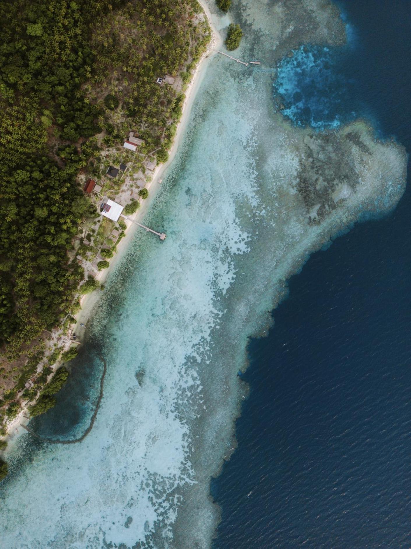 Reconnect - Private Island Resort & Dive Center Togean - Buka Buka Island Ampana Dış mekan fotoğraf